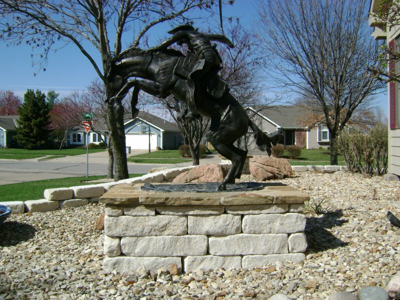 Remingston statue, stone landscaping